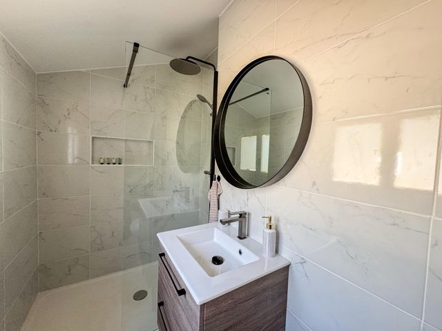 Maison &agrave; vendre - 5 pi&egrave;ces - 142 m2 - La Croix Valmer - 83 - PROVENCE-ALPES-COTE-D-AZUR