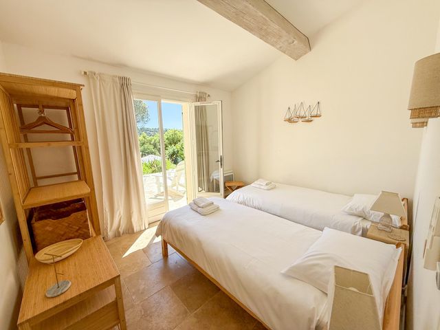 Maison &agrave; vendre - 5 pi&egrave;ces - 142 m2 - La Croix Valmer - 83 - PROVENCE-ALPES-COTE-D-AZUR