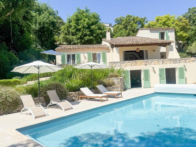 Maison &agrave; vendre - 5 pi&egrave;ces - 142 m2 - La Croix Valmer - 83 - PROVENCE-ALPES-COTE-D-AZUR