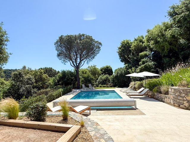 Maison &agrave; vendre - 5 pi&egrave;ces - 142 m2 - La Croix Valmer - 83 - PROVENCE-ALPES-COTE-D-AZUR