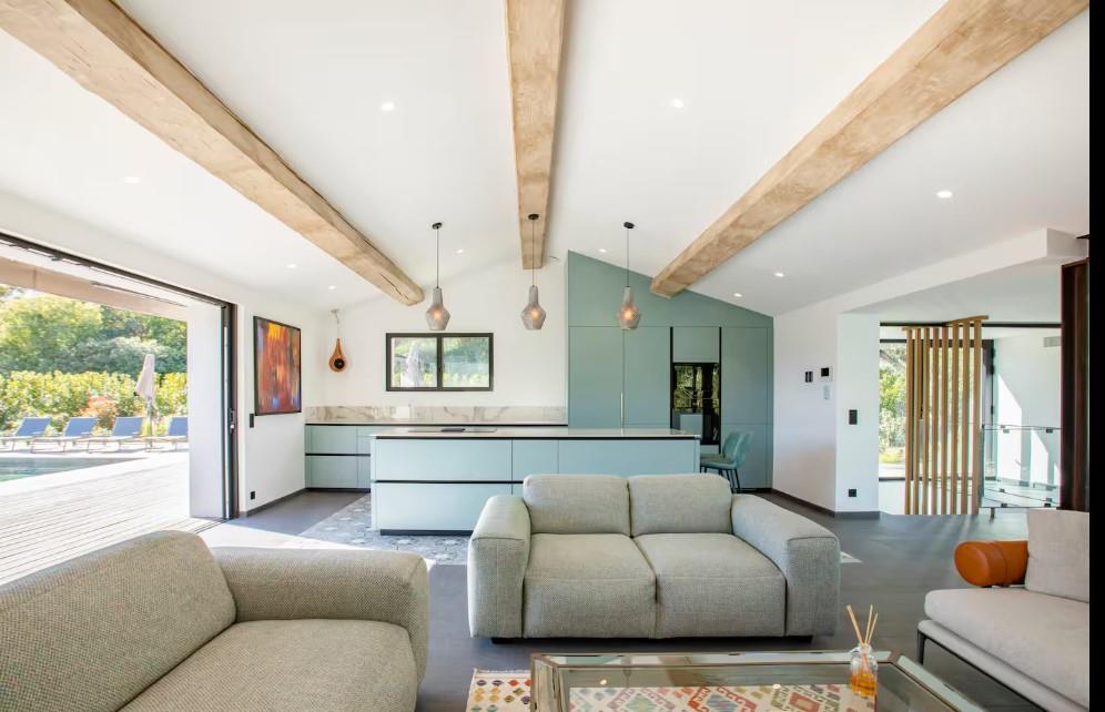 maison  - LA CROIX VALMER- 83