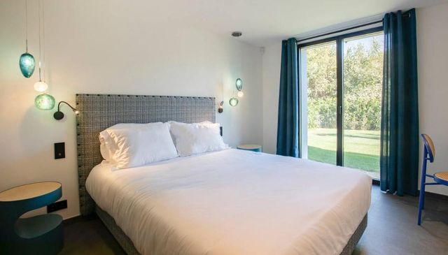 Maison &agrave; vendre - 6 pi&egrave;ces - 280 m2 - La Croix Valmer - 83 - PROVENCE-ALPES-COTE-D-AZUR