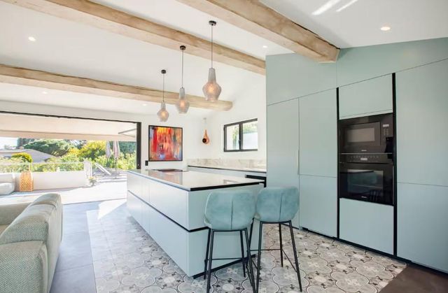 Maison &agrave; vendre - 6 pi&egrave;ces - 280 m2 - La Croix Valmer - 83 - PROVENCE-ALPES-COTE-D-AZUR