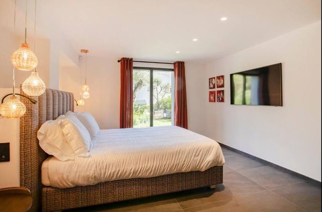 Maison &agrave; vendre - 6 pi&egrave;ces - 280 m2 - La Croix Valmer - 83 - PROVENCE-ALPES-COTE-D-AZUR