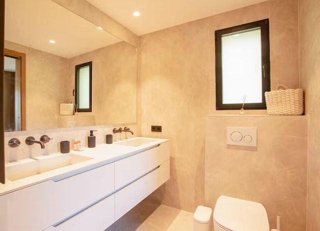 Maison &agrave; vendre - 6 pi&egrave;ces - 280 m2 - La Croix Valmer - 83 - PROVENCE-ALPES-COTE-D-AZUR