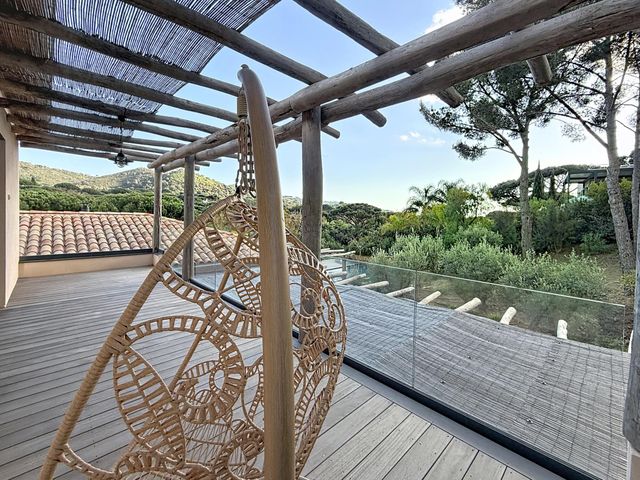 Maison &agrave; vendre - 7 pi&egrave;ces - 250 m2 - La Croix Valmer - 83 - PROVENCE-ALPES-COTE-D-AZUR