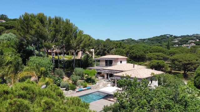 Maison &agrave; vendre - 7 pi&egrave;ces - 250 m2 - La Croix Valmer - 83 - PROVENCE-ALPES-COTE-D-AZUR
