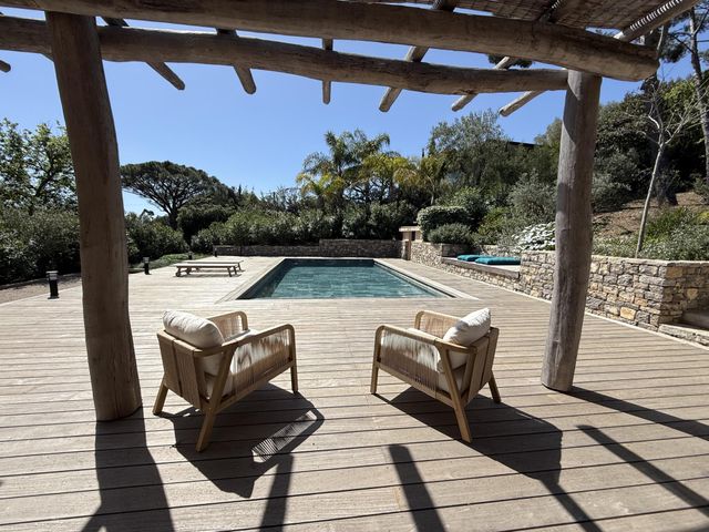 Maison &agrave; vendre - 7 pi&egrave;ces - 250 m2 - La Croix Valmer - 83 - PROVENCE-ALPES-COTE-D-AZUR