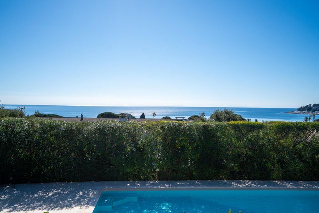 Maison &agrave; vendre - 5 pi&egrave;ces - 173 m2 - Cavalaire Sur Mer - 83 - PROVENCE-ALPES-COTE-D-AZUR