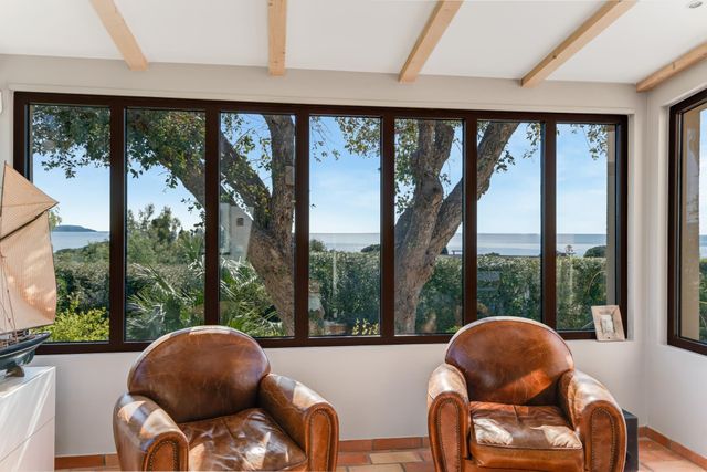 Maison &agrave; vendre - 5 pi&egrave;ces - 173 m2 - Cavalaire Sur Mer - 83 - PROVENCE-ALPES-COTE-D-AZUR