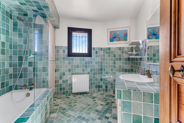 Maison &agrave; vendre - 5 pi&egrave;ces - 173 m2 - Cavalaire Sur Mer - 83 - PROVENCE-ALPES-COTE-D-AZUR