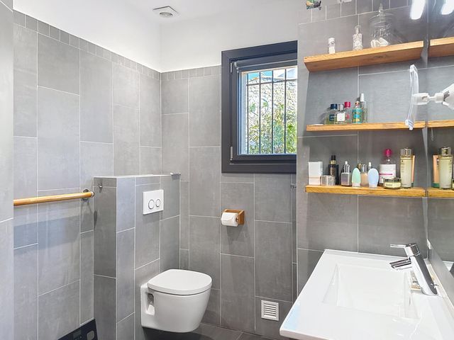 Maison &agrave; vendre - 5 pi&egrave;ces - 173 m2 - Cavalaire Sur Mer - 83 - PROVENCE-ALPES-COTE-D-AZUR