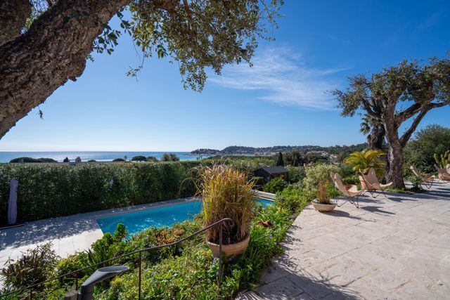 Maison &agrave; vendre - 5 pi&egrave;ces - 173 m2 - Cavalaire Sur Mer - 83 - PROVENCE-ALPES-COTE-D-AZUR