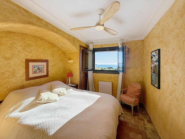 Maison &agrave; vendre - 5 pi&egrave;ces - 173 m2 - Cavalaire Sur Mer - 83 - PROVENCE-ALPES-COTE-D-AZUR