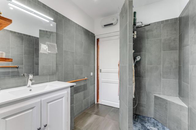 Maison &agrave; vendre - 5 pi&egrave;ces - 173 m2 - Cavalaire Sur Mer - 83 - PROVENCE-ALPES-COTE-D-AZUR