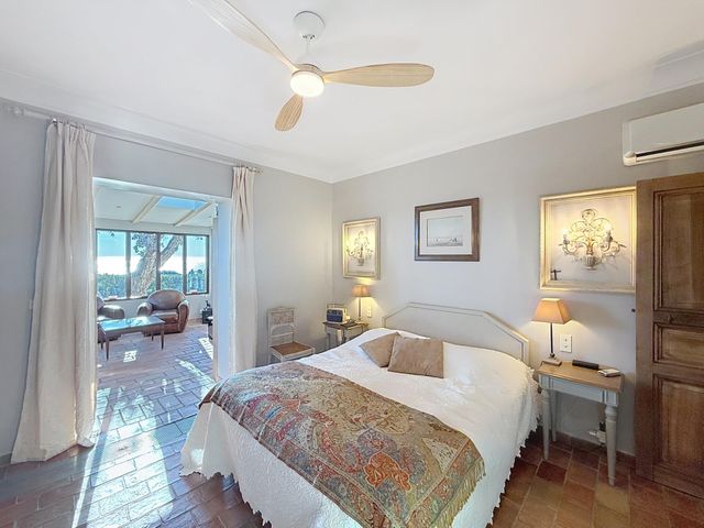 Maison &agrave; vendre - 5 pi&egrave;ces - 173 m2 - Cavalaire Sur Mer - 83 - PROVENCE-ALPES-COTE-D-AZUR