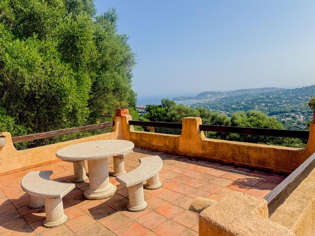 Maison &agrave; vendre - 5 pi&egrave;ces - 140 m2 - Cavalaire Sur Mer - 83 - PROVENCE-ALPES-COTE-D-AZUR