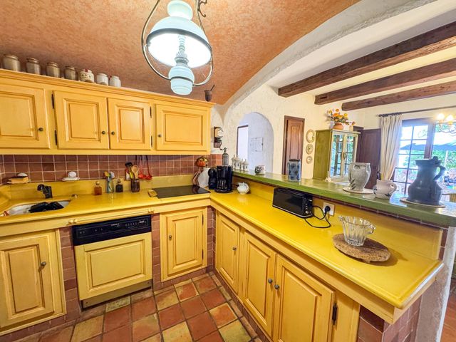 Maison &agrave; vendre - 5 pi&egrave;ces - 140 m2 - Cavalaire Sur Mer - 83 - PROVENCE-ALPES-COTE-D-AZUR