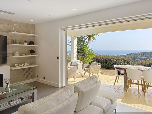 Maison &agrave; vendre - 5 pi&egrave;ces - 110 m2 - Cavalaire Sur Mer - 83 - PROVENCE-ALPES-COTE-D-AZUR