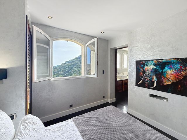 Maison &agrave; vendre - 5 pi&egrave;ces - 110 m2 - Cavalaire Sur Mer - 83 - PROVENCE-ALPES-COTE-D-AZUR