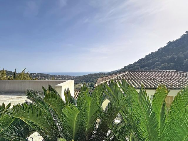 Maison &agrave; vendre - 5 pi&egrave;ces - 110 m2 - Cavalaire Sur Mer - 83 - PROVENCE-ALPES-COTE-D-AZUR