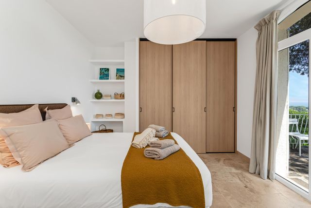 Maison &agrave; vendre - 7 pi&egrave;ces - 150 m2 - Cavalaire Sur Mer - 83 - PROVENCE-ALPES-COTE-D-AZUR