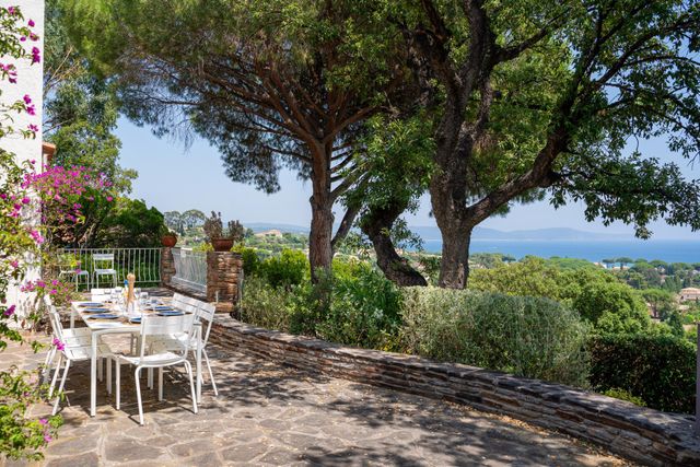 Maison &agrave; vendre - 7 pi&egrave;ces - 150 m2 - Cavalaire Sur Mer - 83 - PROVENCE-ALPES-COTE-D-AZUR