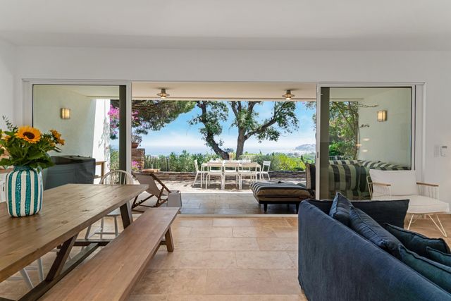 Maison &agrave; vendre - 7 pi&egrave;ces - 150 m2 - Cavalaire Sur Mer - 83 - PROVENCE-ALPES-COTE-D-AZUR