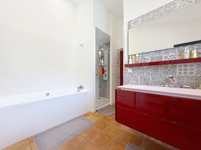 Maison &agrave; vendre - 8 pi&egrave;ces - 220 m2 - Cavalaire Sur Mer - 83 - PROVENCE-ALPES-COTE-D-AZUR