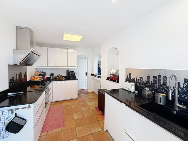 Maison &agrave; vendre - 8 pi&egrave;ces - 220 m2 - Cavalaire Sur Mer - 83 - PROVENCE-ALPES-COTE-D-AZUR