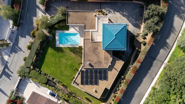 Maison &agrave; vendre - 8 pi&egrave;ces - 300 m2 - Cavalaire Sur Mer - 83 - PROVENCE-ALPES-COTE-D-AZUR