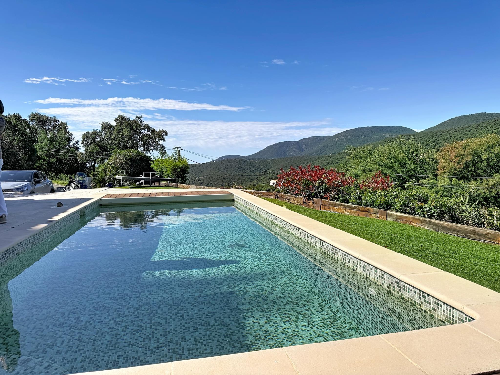 maison  - LA CROIX VALMER- 83