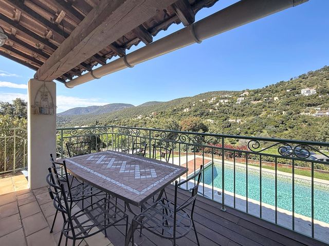 Maison &agrave; vendre - 4 pi&egrave;ces - 90,50 m2 - La Croix Valmer - 83 - PROVENCE-ALPES-COTE-D-AZUR