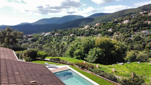 Maison &agrave; vendre - 4 pi&egrave;ces - 90,50 m2 - La Croix Valmer - 83 - PROVENCE-ALPES-COTE-D-AZUR