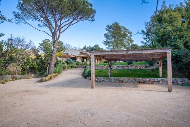 Maison &agrave; vendre - 7 pi&egrave;ces - 186 m2 - Gassin - 83 - PROVENCE-ALPES-COTE-D-AZUR