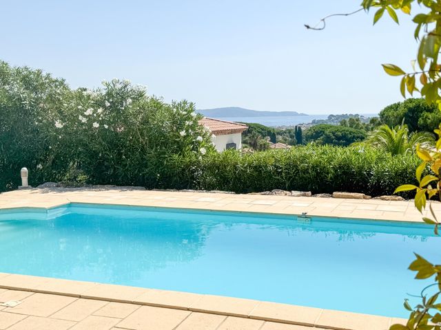 Maison &agrave; vendre - 5 pi&egrave;ces - 140 m2 - Cavalaire Sur Mer - 83 - PROVENCE-ALPES-COTE-D-AZUR