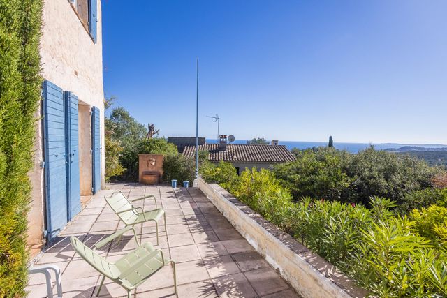 Maison &agrave; vendre - 6 pi&egrave;ces - 113 m2 - La Croix Valmer - 83 - PROVENCE-ALPES-COTE-D-AZUR