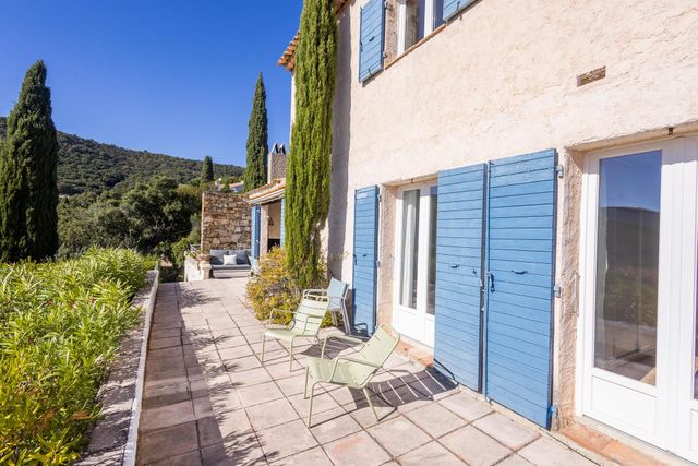 Maison &agrave; vendre - 6 pi&egrave;ces - 113 m2 - La Croix Valmer - 83 - PROVENCE-ALPES-COTE-D-AZUR