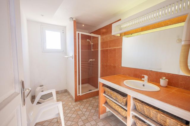 Maison &agrave; vendre - 6 pi&egrave;ces - 113 m2 - La Croix Valmer - 83 - PROVENCE-ALPES-COTE-D-AZUR