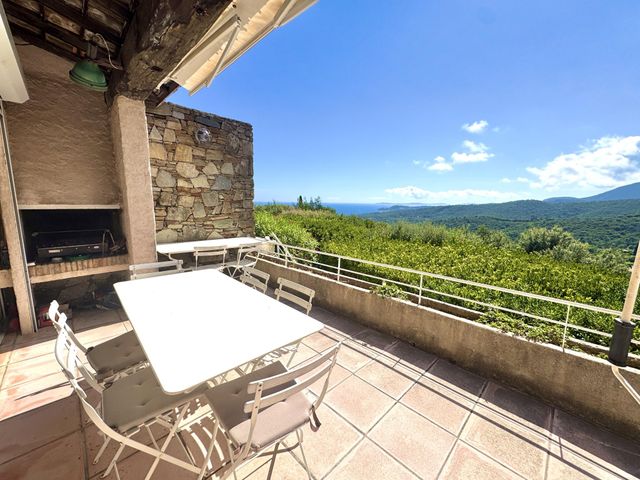 Maison &agrave; vendre - 5 pi&egrave;ces - 115 m2 - La Croix Valmer - 83 - PROVENCE-ALPES-COTE-D-AZUR