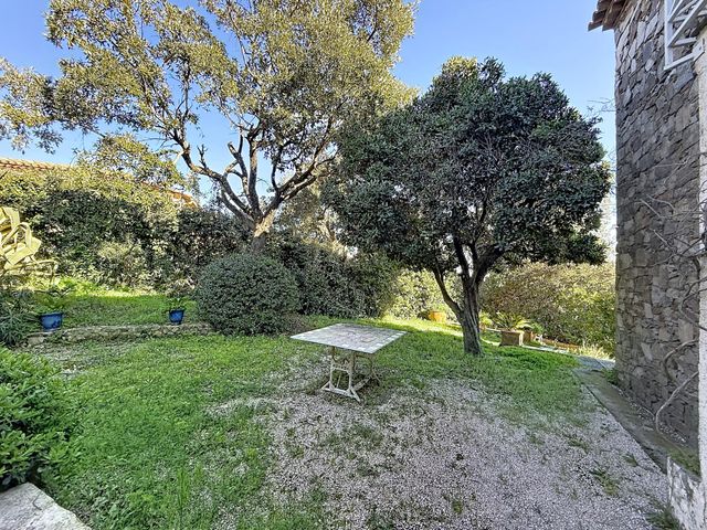 Maison &agrave; vendre - 5 pi&egrave;ces - 115 m2 - La Croix Valmer - 83 - PROVENCE-ALPES-COTE-D-AZUR