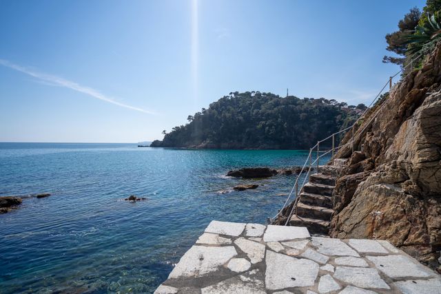 Maison &agrave; vendre - 6 pi&egrave;ces - 160 m2 - Cavalaire Sur Mer - 83 - PROVENCE-ALPES-COTE-D-AZUR