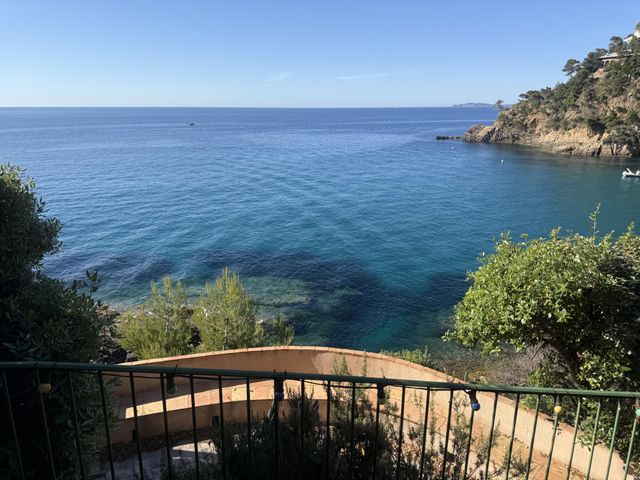 Maison &agrave; vendre - 6 pi&egrave;ces - 160 m2 - Cavalaire Sur Mer - 83 - PROVENCE-ALPES-COTE-D-AZUR