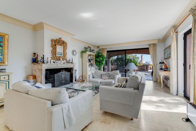 Maison &agrave; vendre - 6 pi&egrave;ces - 160 m2 - Cavalaire Sur Mer - 83 - PROVENCE-ALPES-COTE-D-AZUR