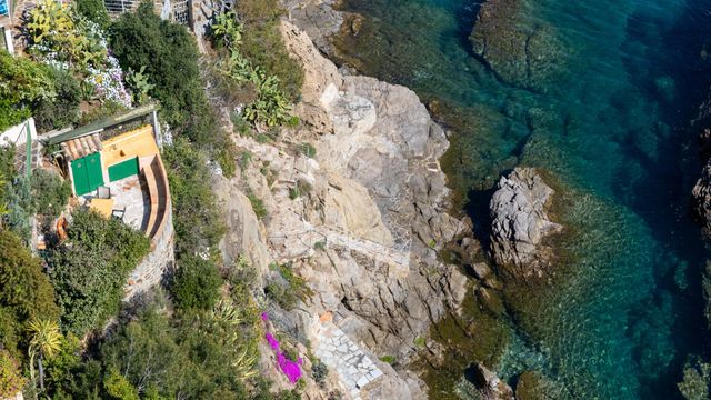 Maison &agrave; vendre - 6 pi&egrave;ces - 160 m2 - Cavalaire Sur Mer - 83 - PROVENCE-ALPES-COTE-D-AZUR