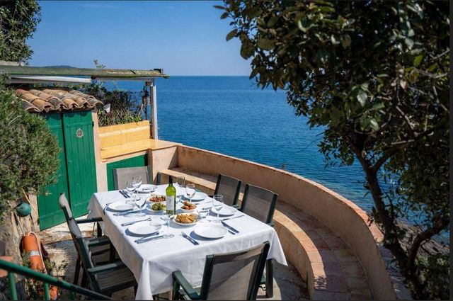 Maison &agrave; vendre - 6 pi&egrave;ces - 160 m2 - Cavalaire Sur Mer - 83 - PROVENCE-ALPES-COTE-D-AZUR