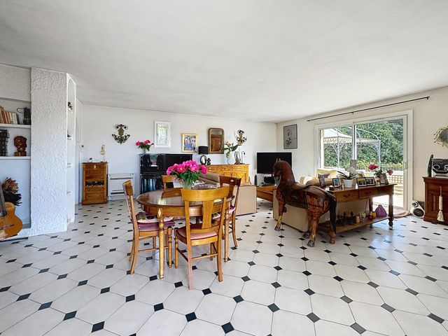 Maison &agrave; vendre - 6 pi&egrave;ces - 133 m2 - Cavalaire Sur Mer - 83 - PROVENCE-ALPES-COTE-D-AZUR