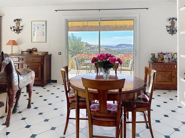 Maison &agrave; vendre - 6 pi&egrave;ces - 133 m2 - Cavalaire Sur Mer - 83 - PROVENCE-ALPES-COTE-D-AZUR