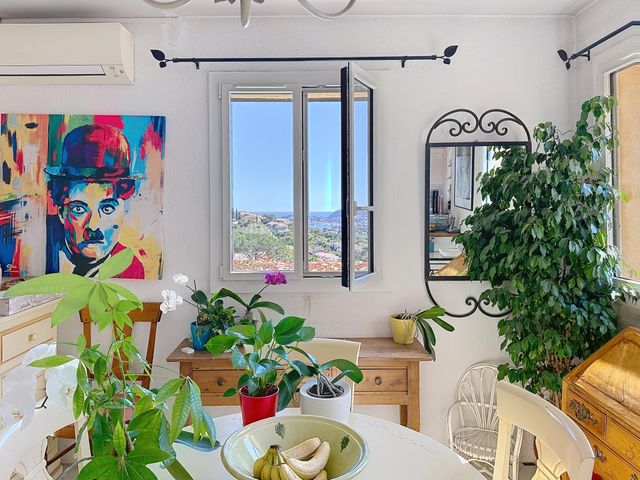 Maison &agrave; vendre - 6 pi&egrave;ces - 133 m2 - Cavalaire Sur Mer - 83 - PROVENCE-ALPES-COTE-D-AZUR