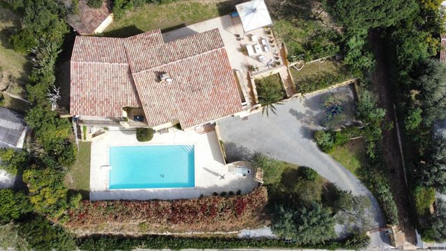 Maison &agrave; vendre - 6 pi&egrave;ces - 133 m2 - Cavalaire Sur Mer - 83 - PROVENCE-ALPES-COTE-D-AZUR